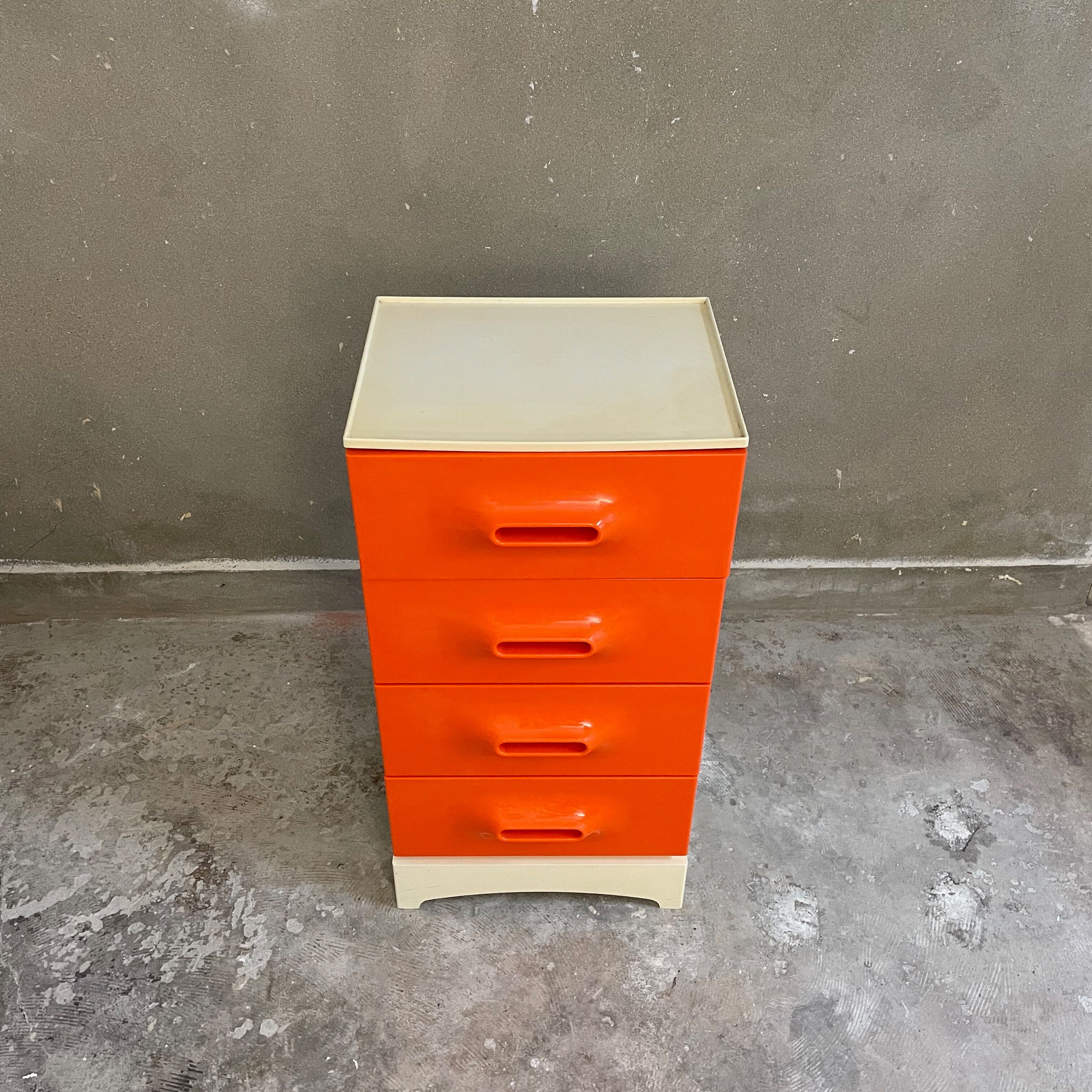 Vintage chest of drawers for Prisunic