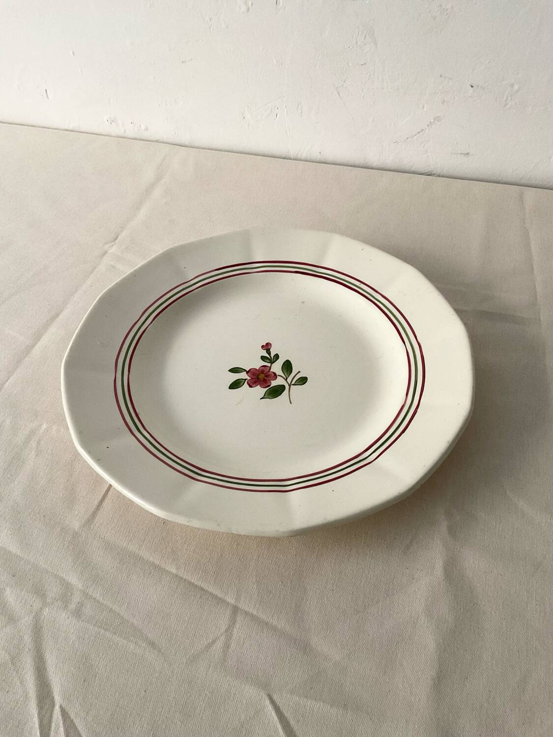 Large antique plate Sarreguemines model Armelle - hand-painted