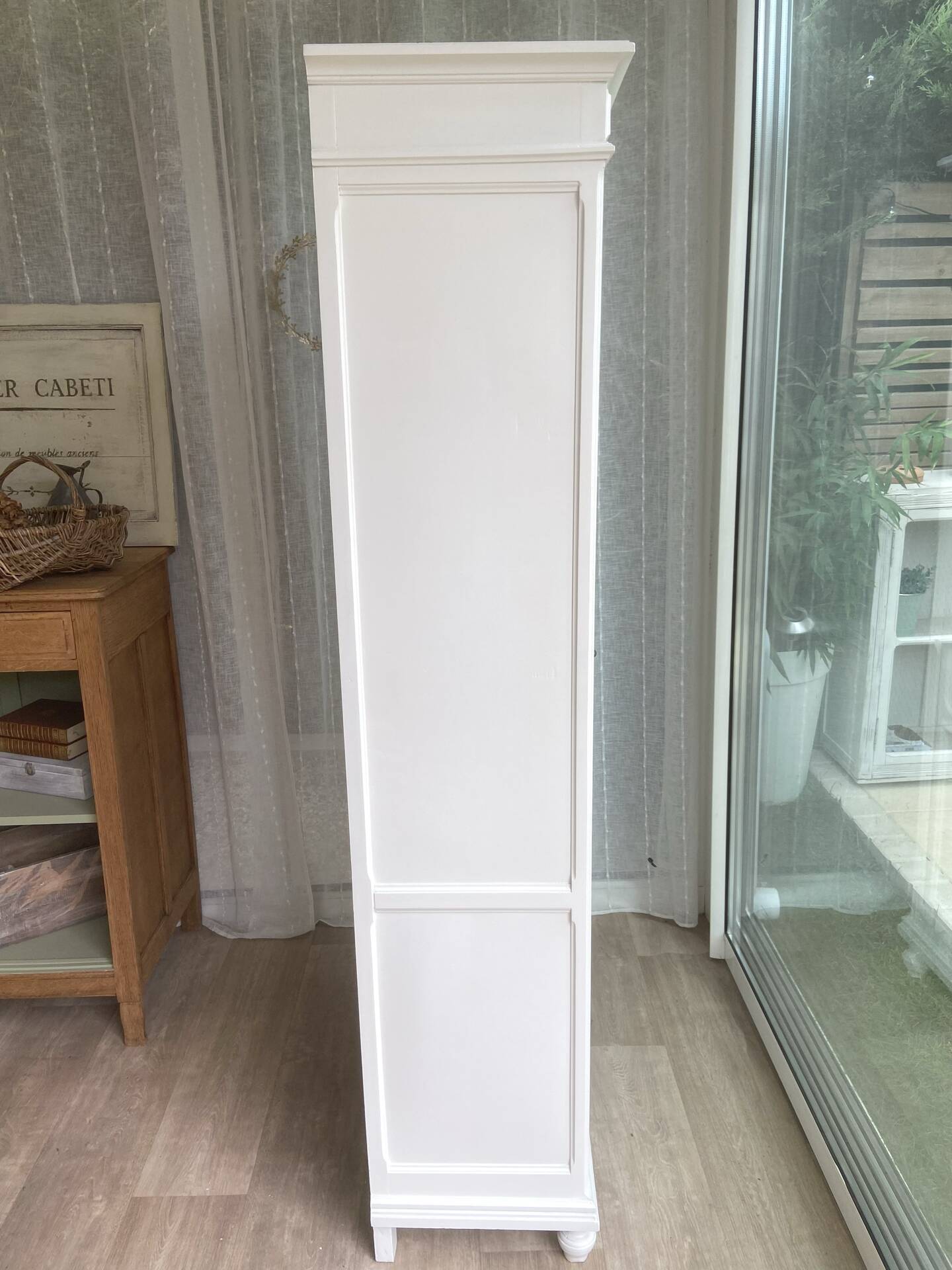 Armoire vitrée