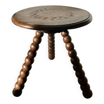 Tripod coffee table