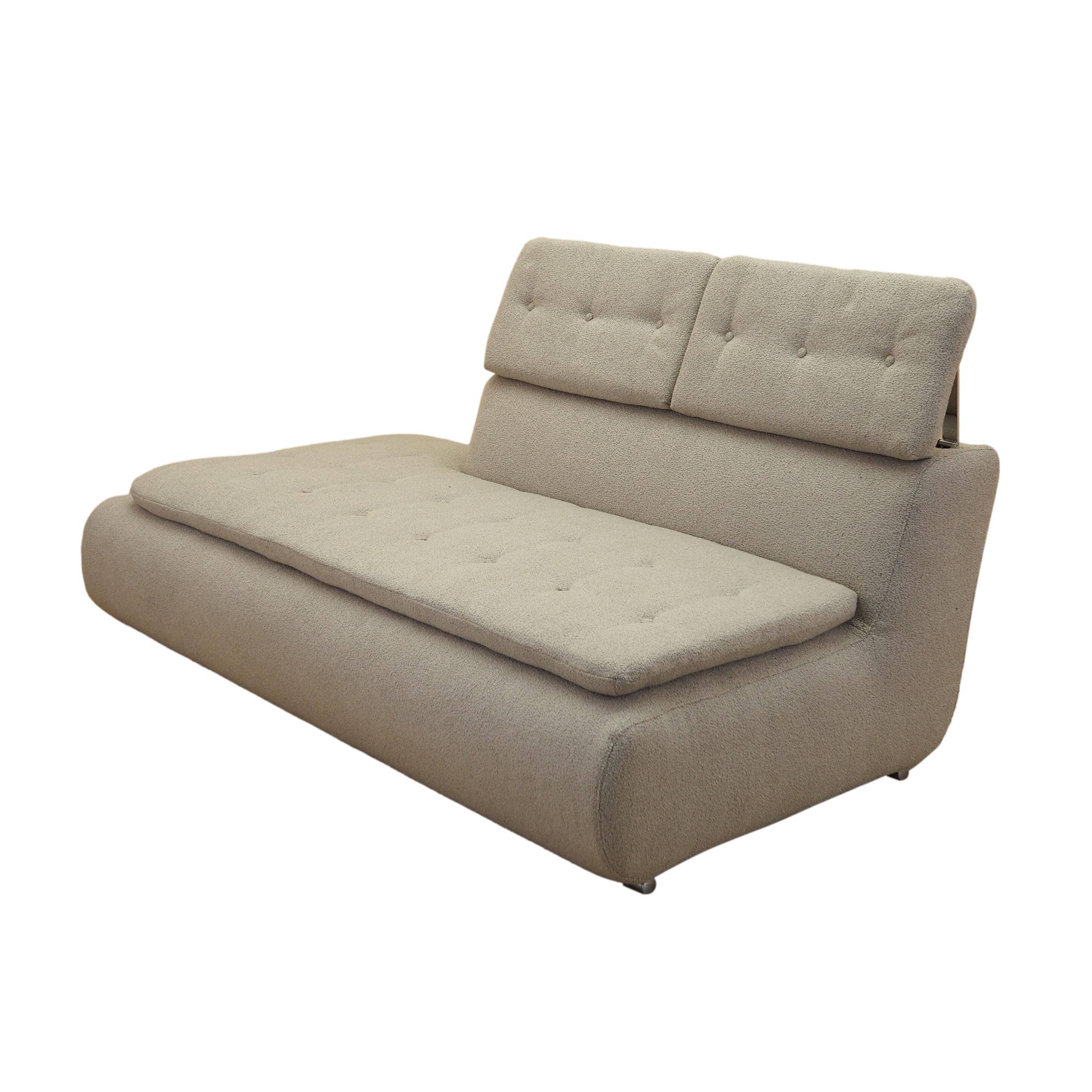 Beige sofa, Italian design, 1980s, made in Italy