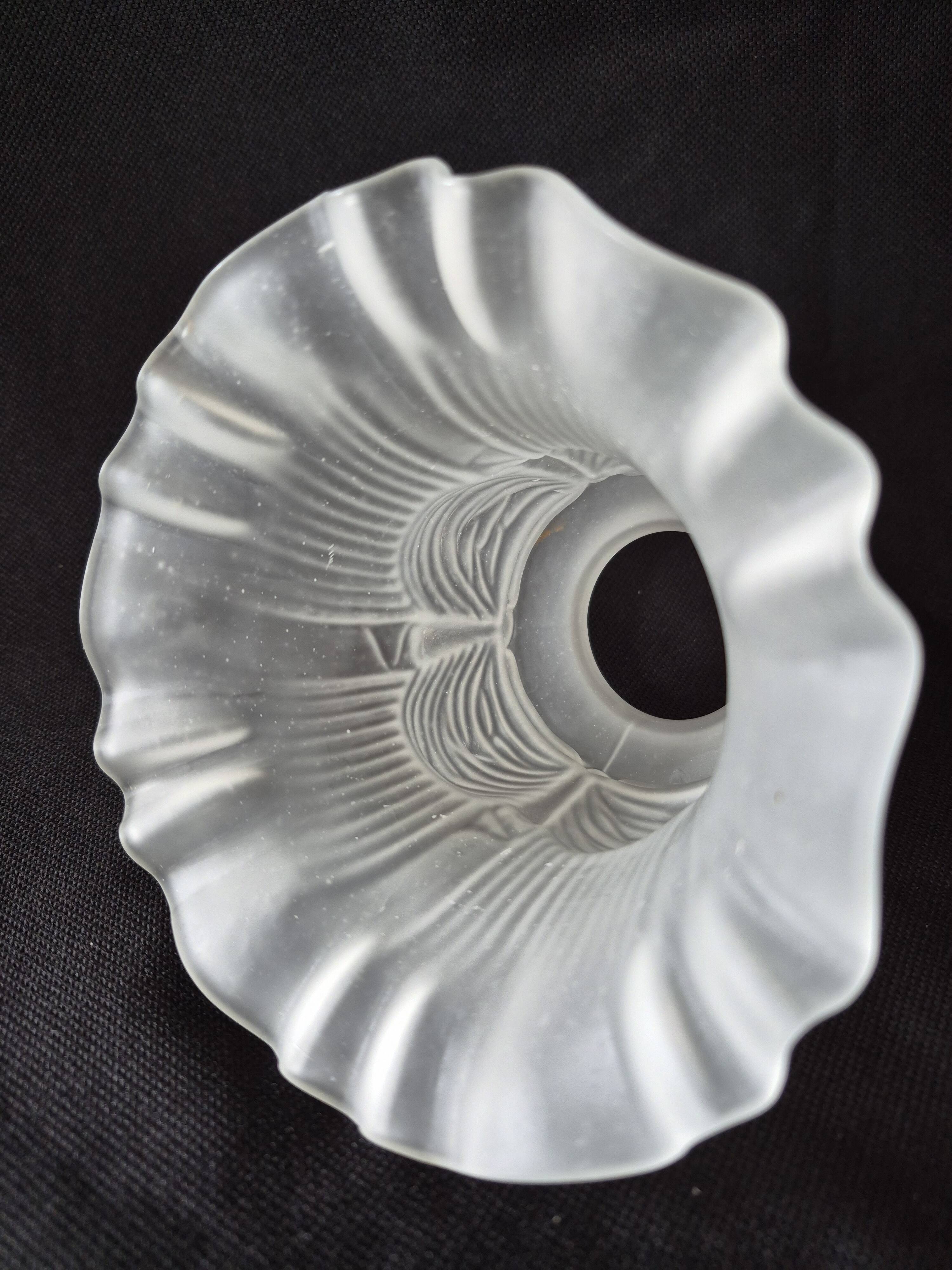 Antique tulip lampshade in satin glass Art Deco A 608