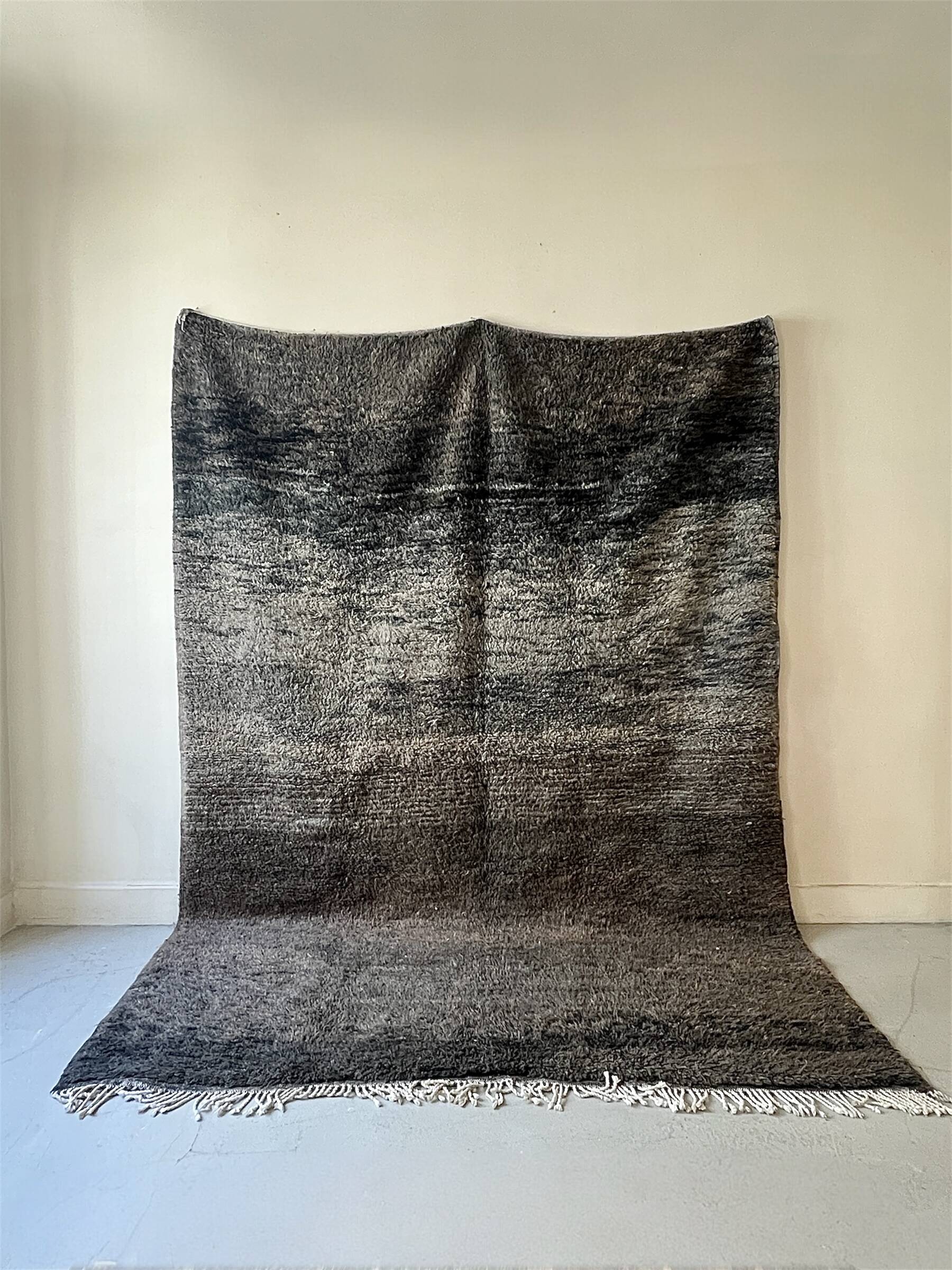 Vintage handmade Boujaad rug, 100% wool, 2.80m x 2m.