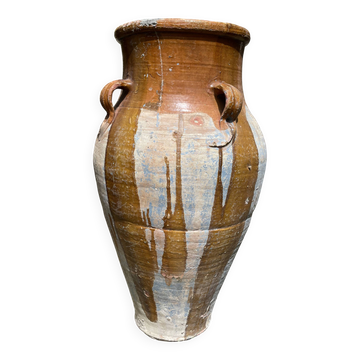 Ancient terracotta pottery jar