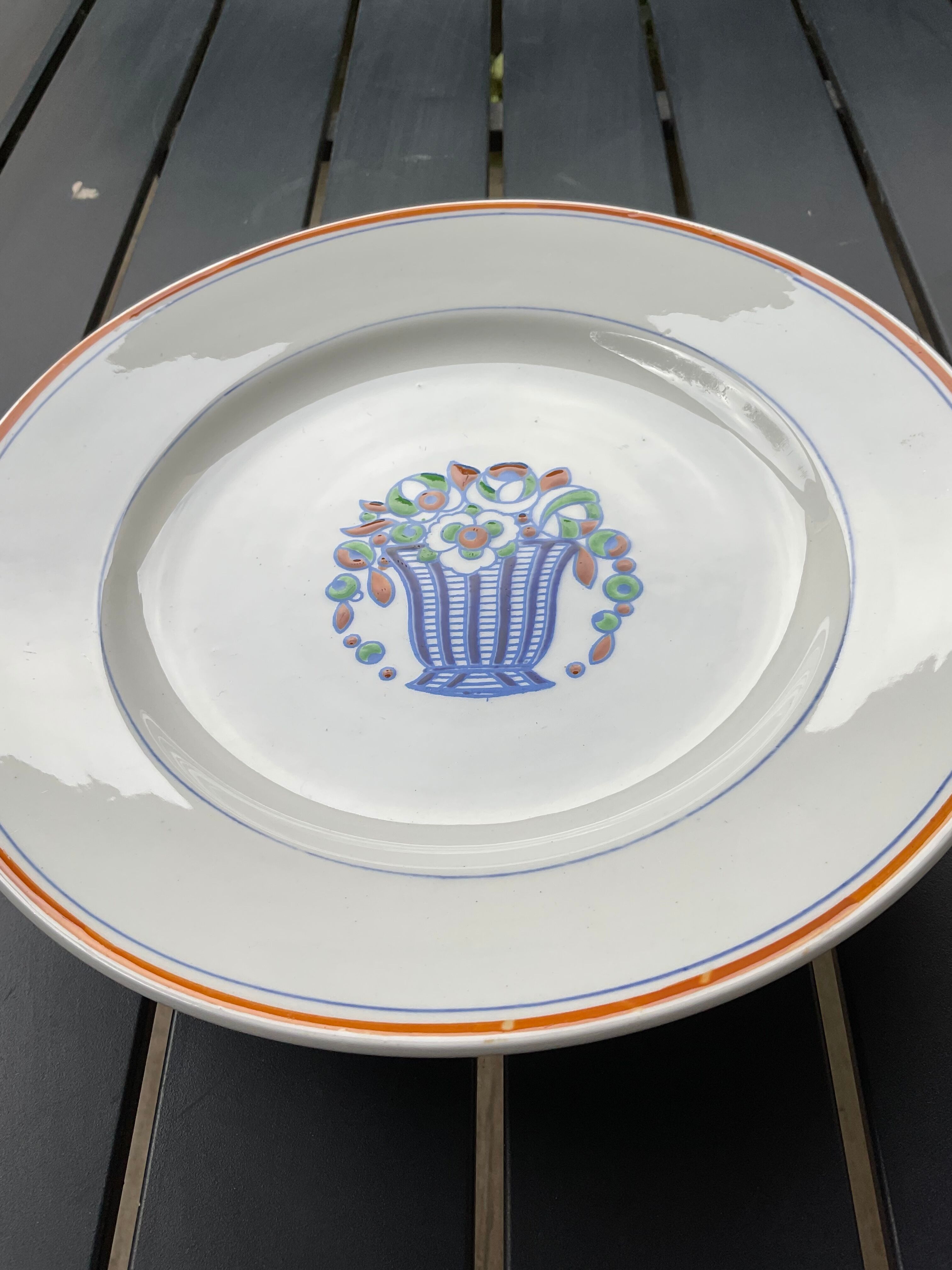 Set of 2 heel plates and one compote dish art deco, Boch La Louvière
