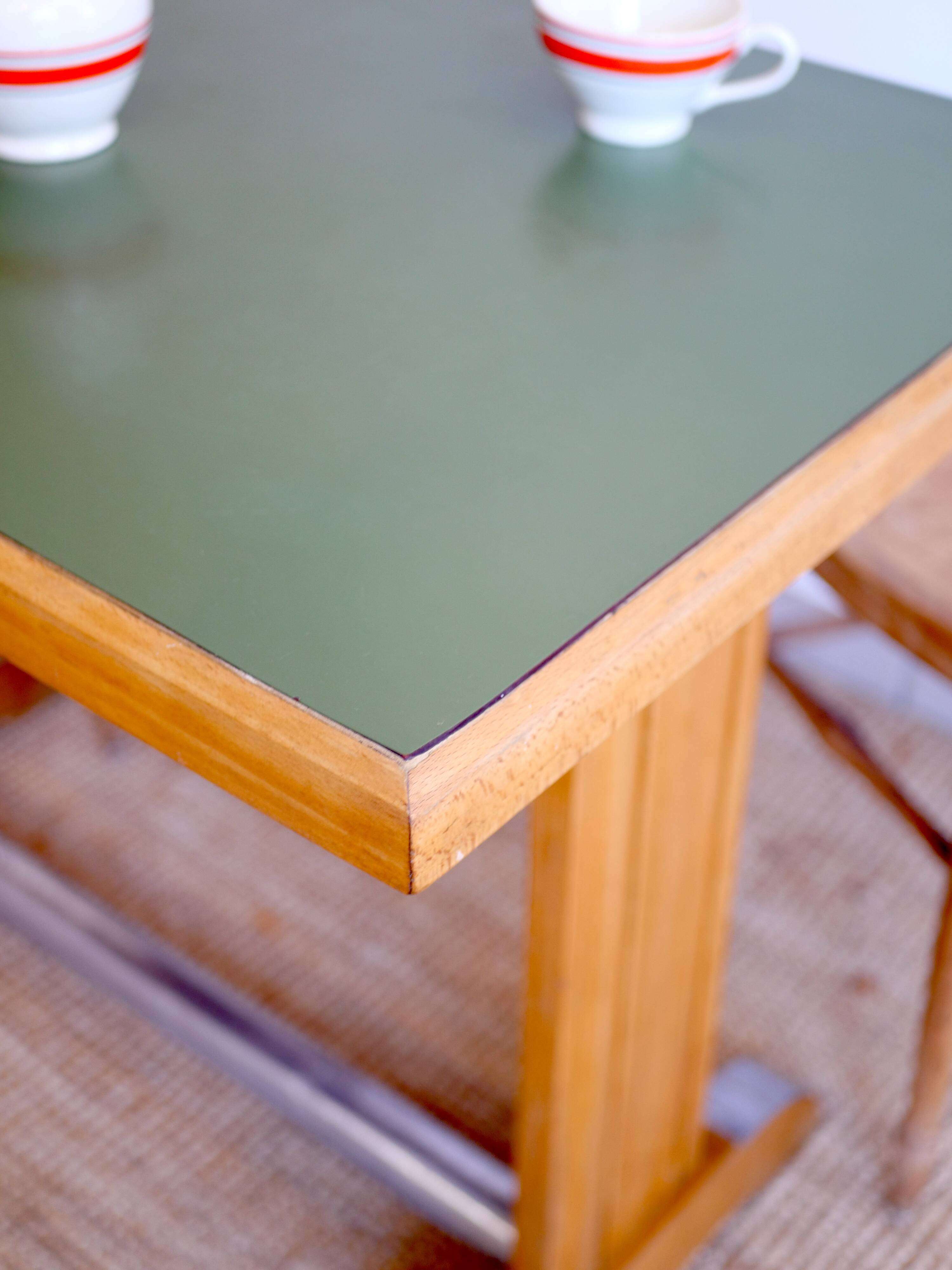 Bistro table and its two 1950s chairs