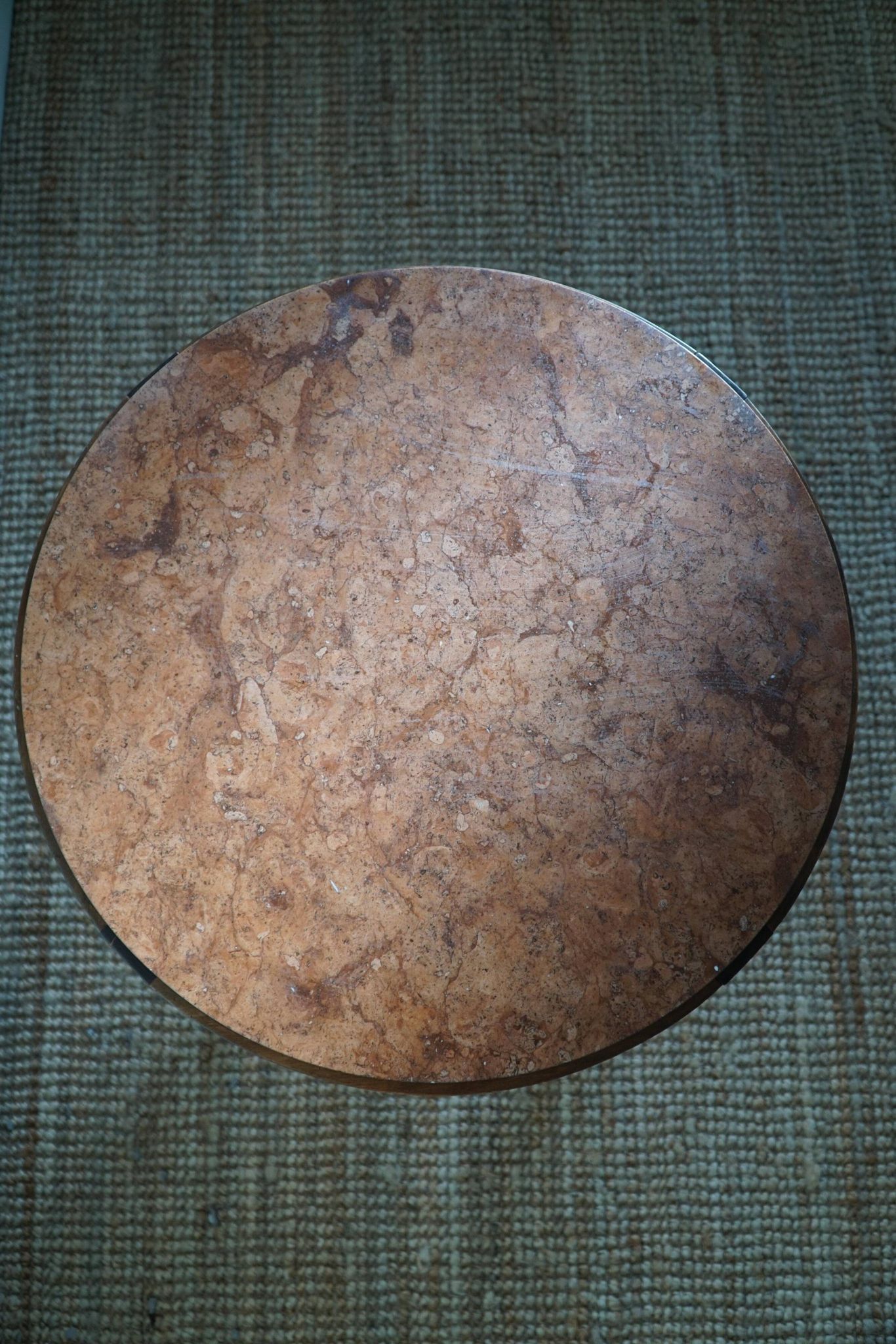 Table d'appoint ronde Art déco en hêtre et marbre, par un ébéniste danois, années 1940