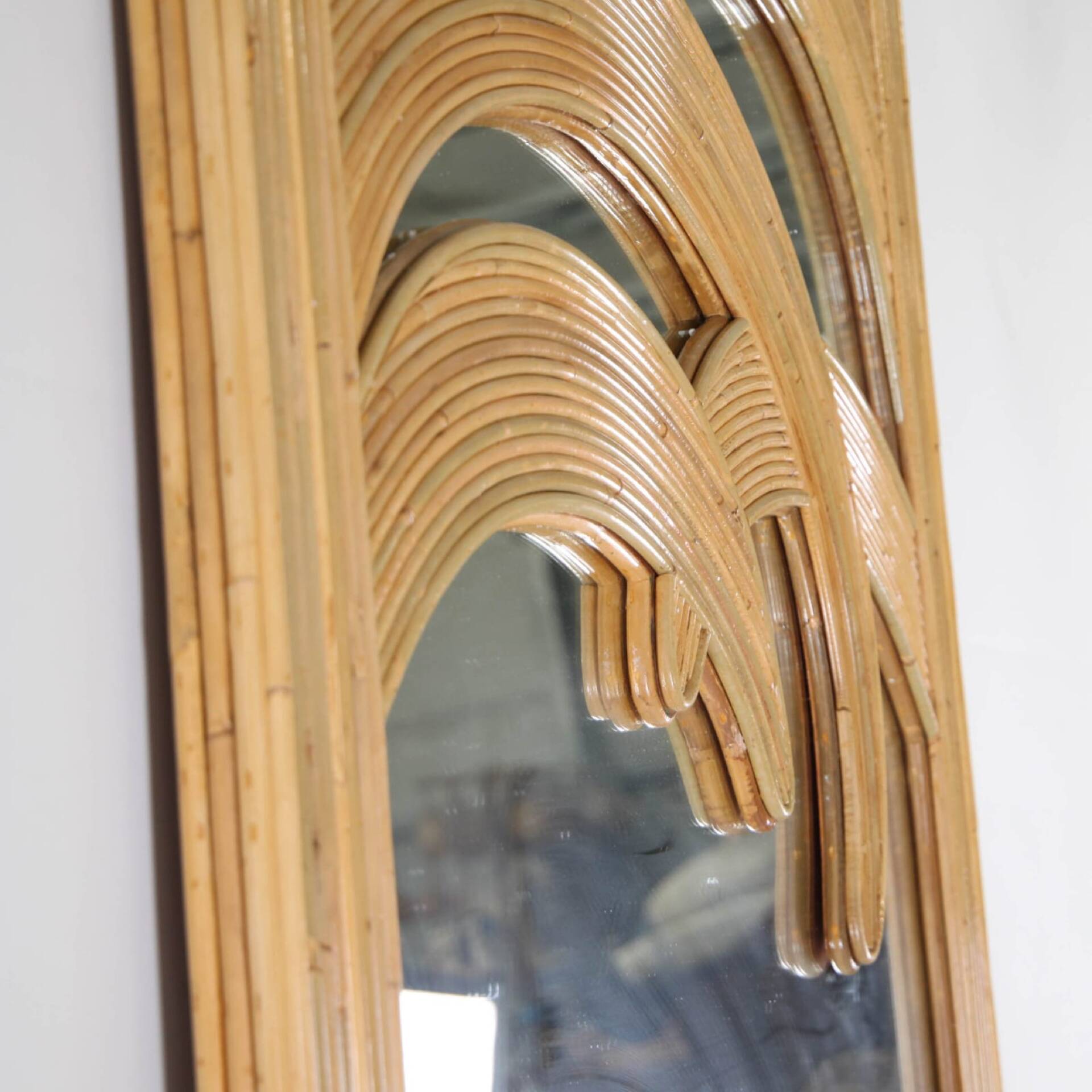 Grand miroir « palmes » en rotin