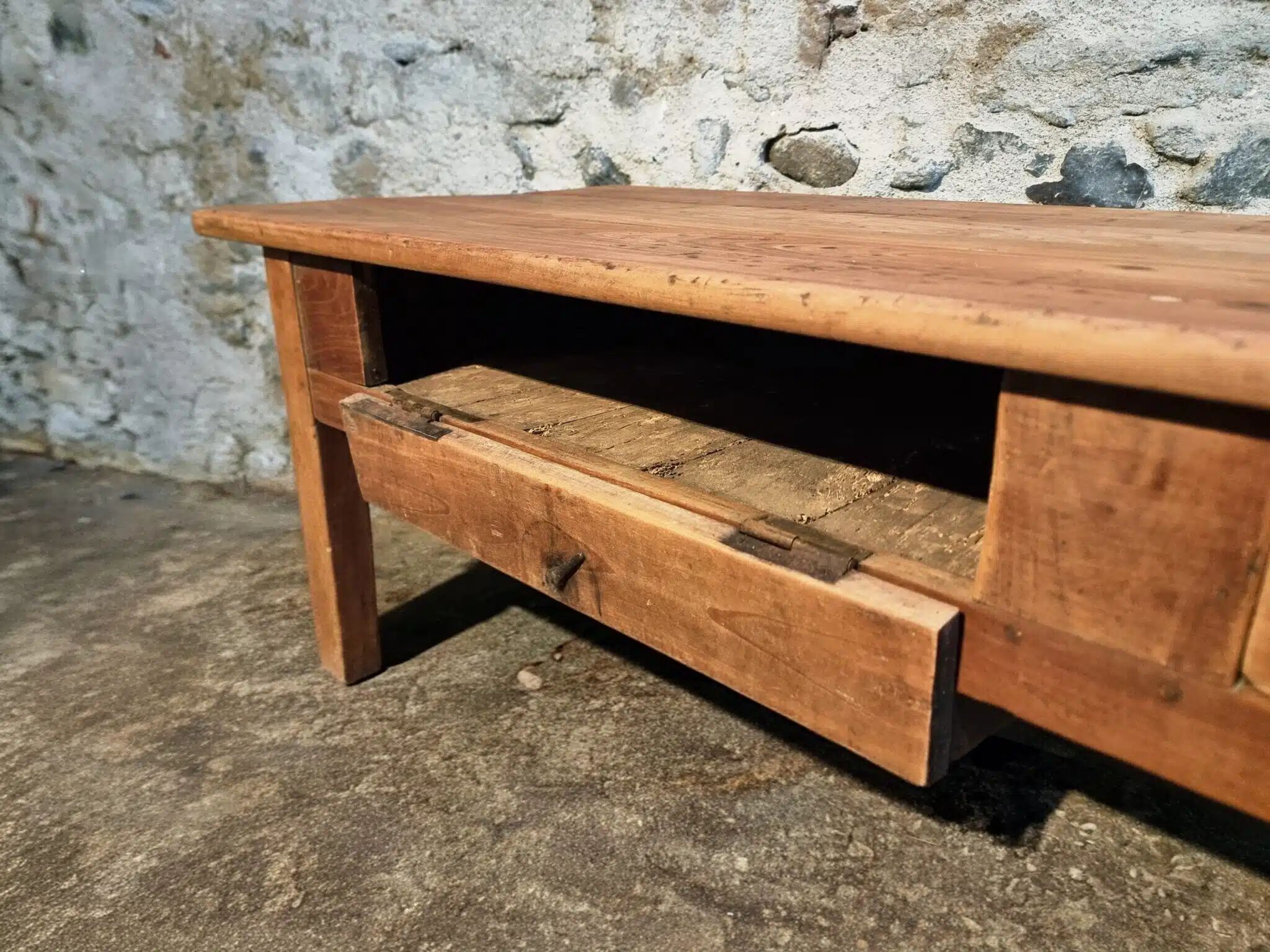 Old French rustic coffee table in cherry wood.
