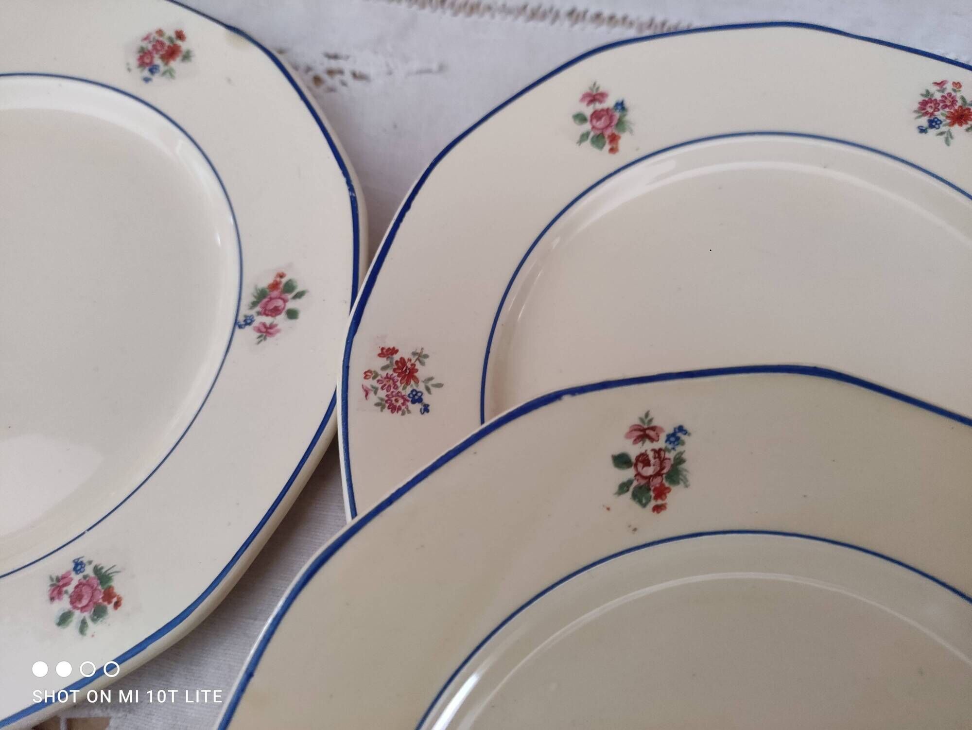 Set of 6 dessert plates in Badonviller earthenware decoration pink and blue border