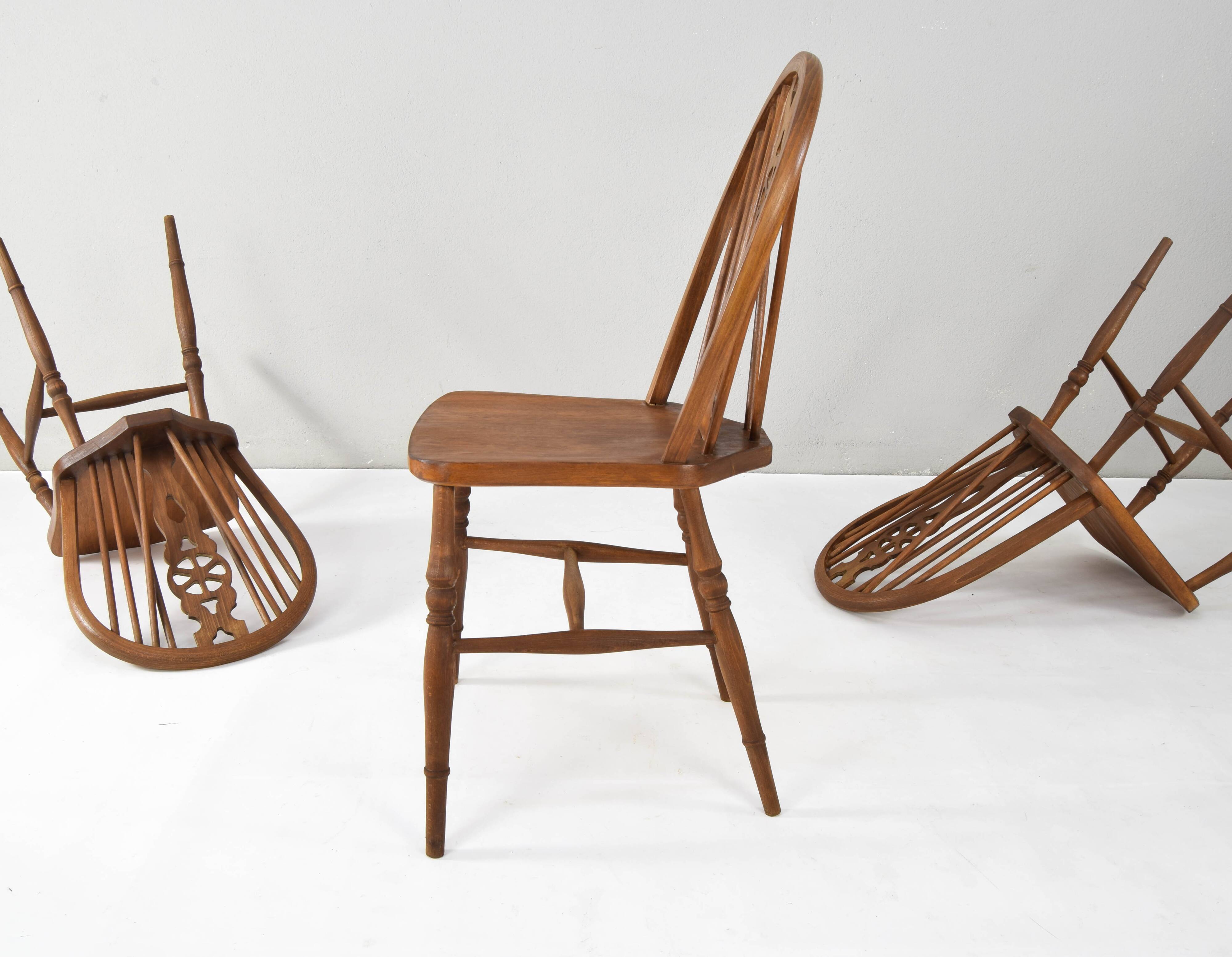 Windsor Antique Early 20th English Victorian Dining Room Chairs, Set of fou