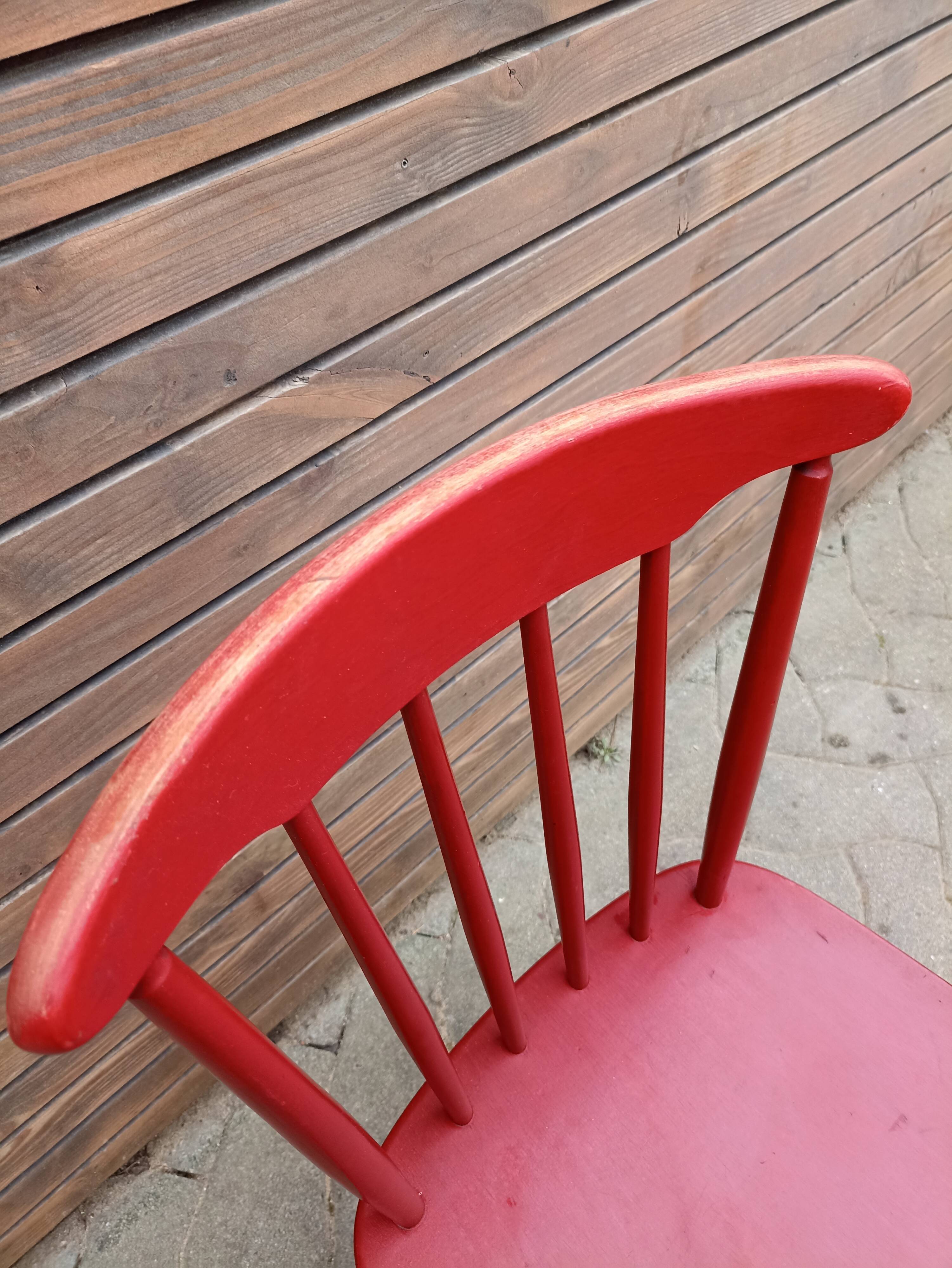 Lot vintage chairs