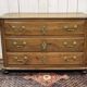 Commode 18ème en noyer et sapin