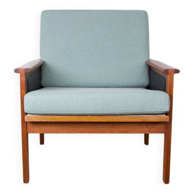 Paire de Fauteuils Danois en Teck, tissu et cuir, modèle N°4 Capella Illum Wikkelsø/Niels Eilersen.