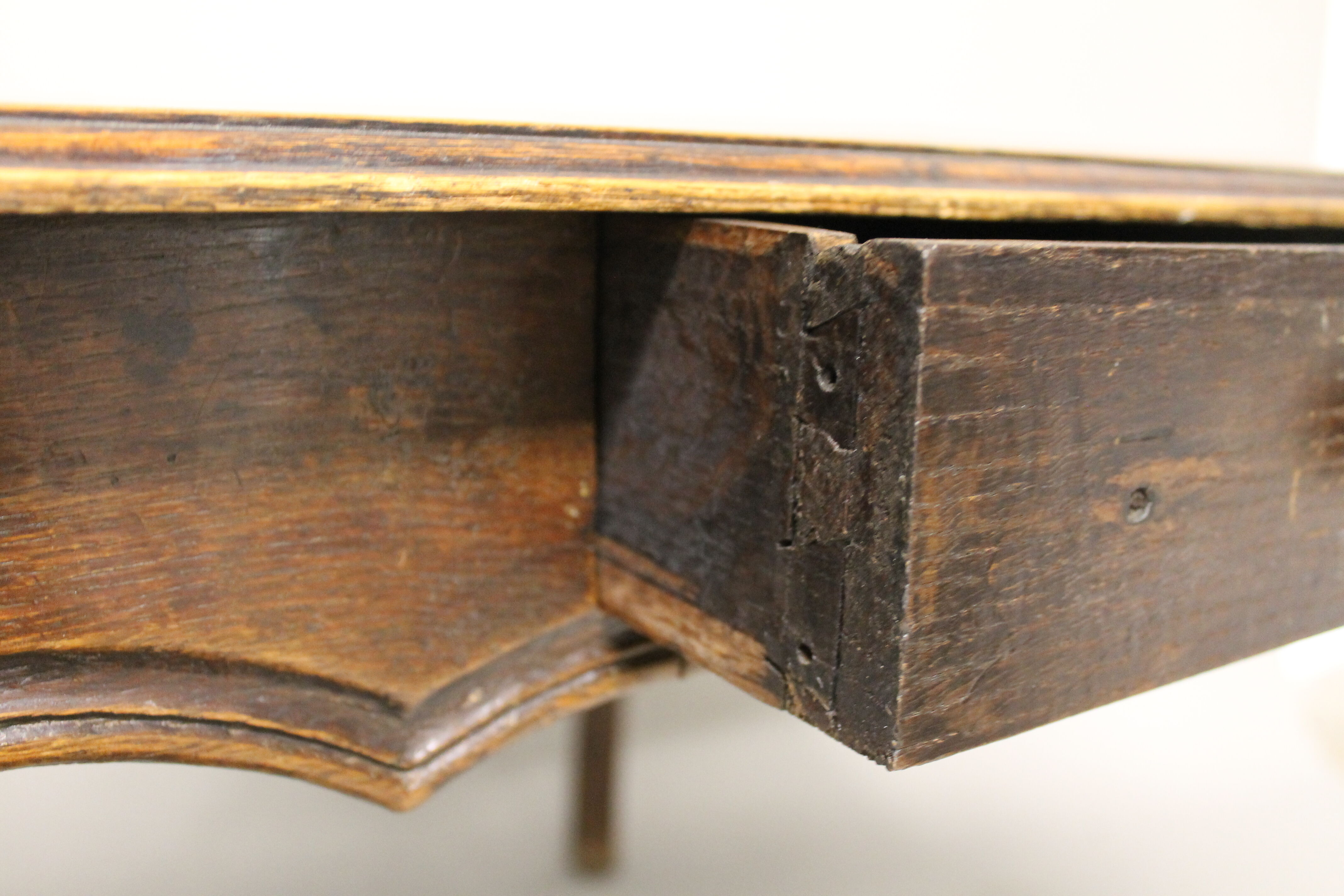 Period table Louis XV - 18th century