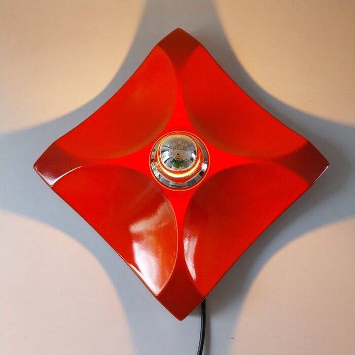 Fael Scudo Italian wall light