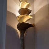Wall lamp design in gilded metal, leaf décor