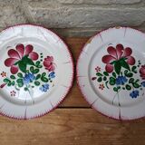 Ensemble de 2 anciennes assiettes décor bouquet de fleurs