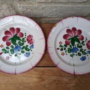Ensemble de 2 anciennes assiettes décor bouquet de fleurs
