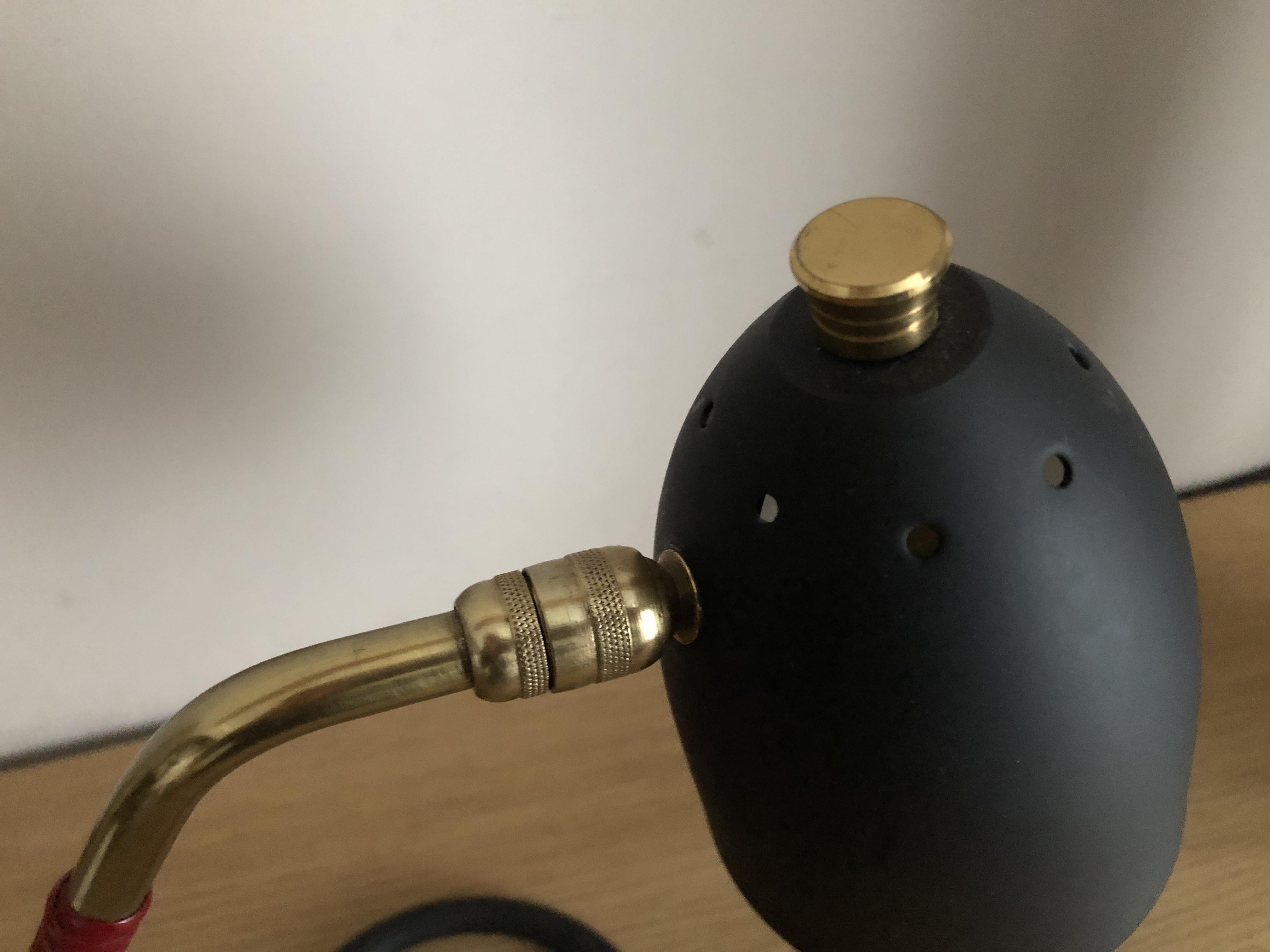 50s - 60s kneecap cooker lamp