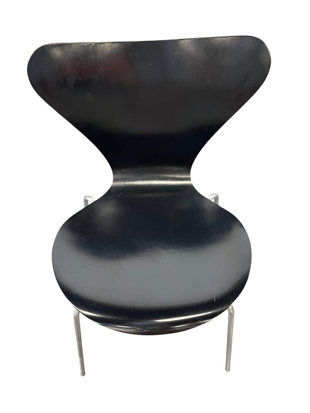 Chaise noire vintage / chaise papillon Fritz Hansen