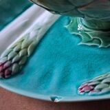 Asparagus sauce boat in slipware