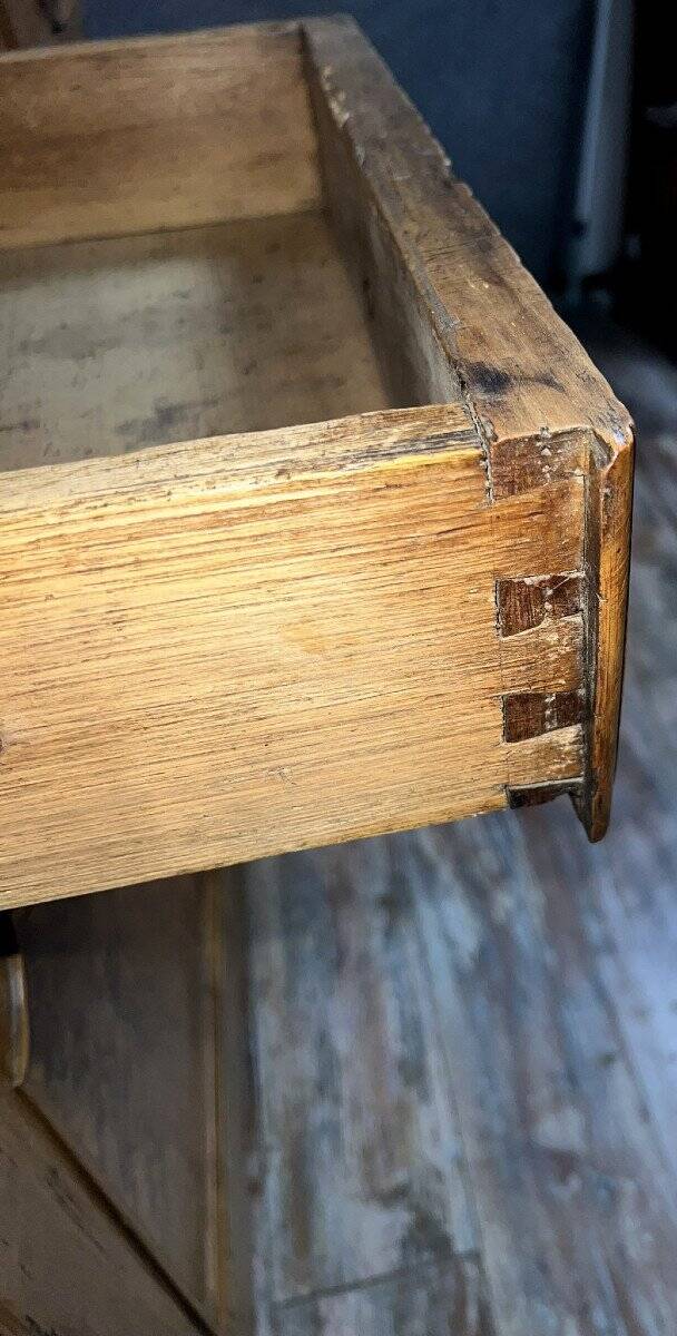 Louis XV period Bressan sideboard in walnut and elm burl, 18th century