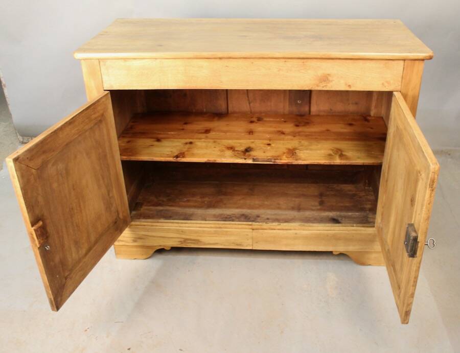 BUFFET LOUIS PHILIPPE 19TH CENTURY IN LIGHT WALNUT