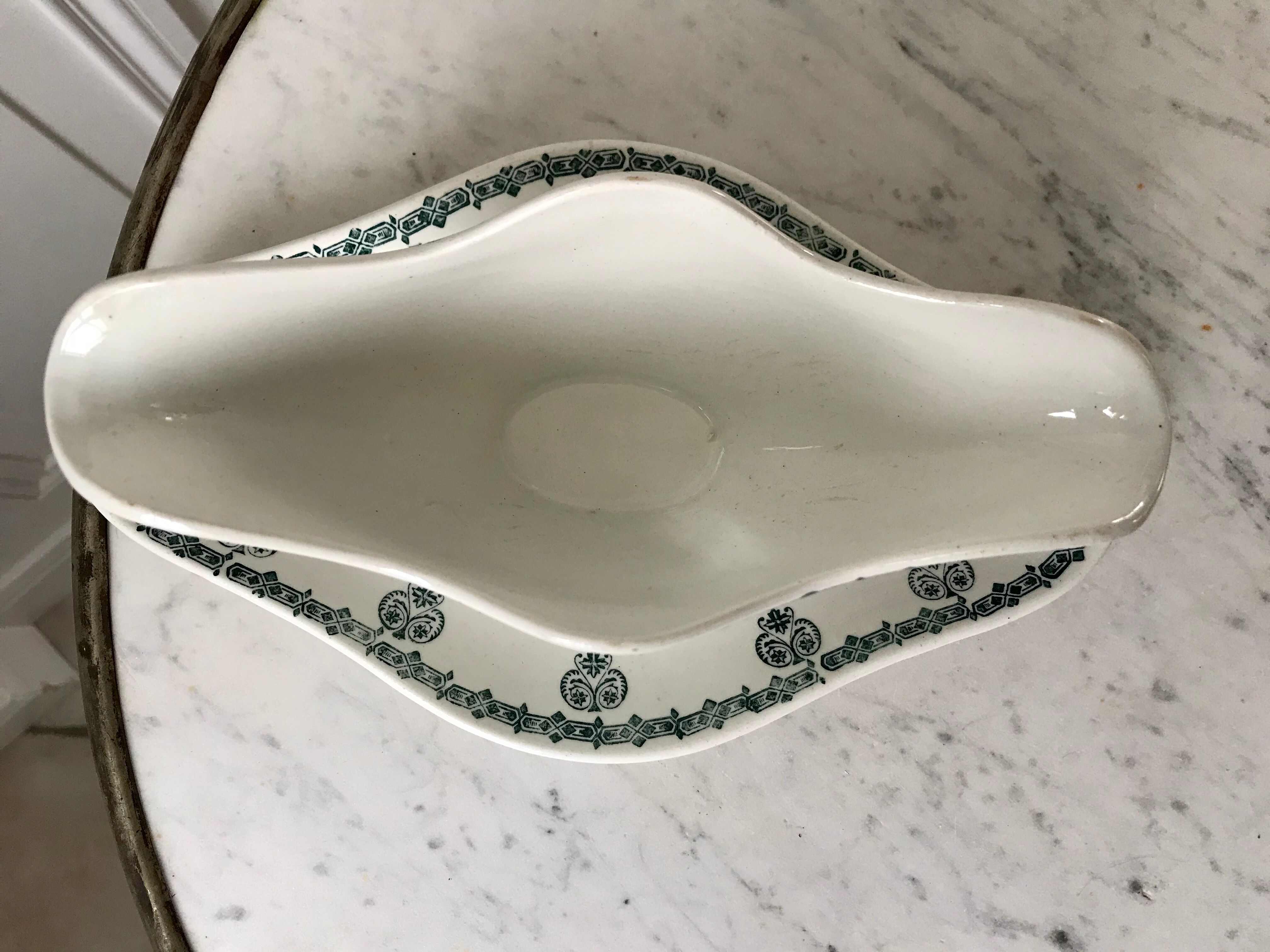 Saucière Terre de Fer Saint-Amand late nineteenth century