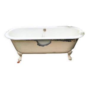 Baignoire en fonte sur pieds à