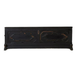 Coffre antique marqué de 1800