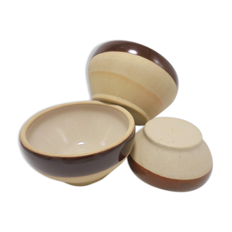 Trio of stoneware bowls