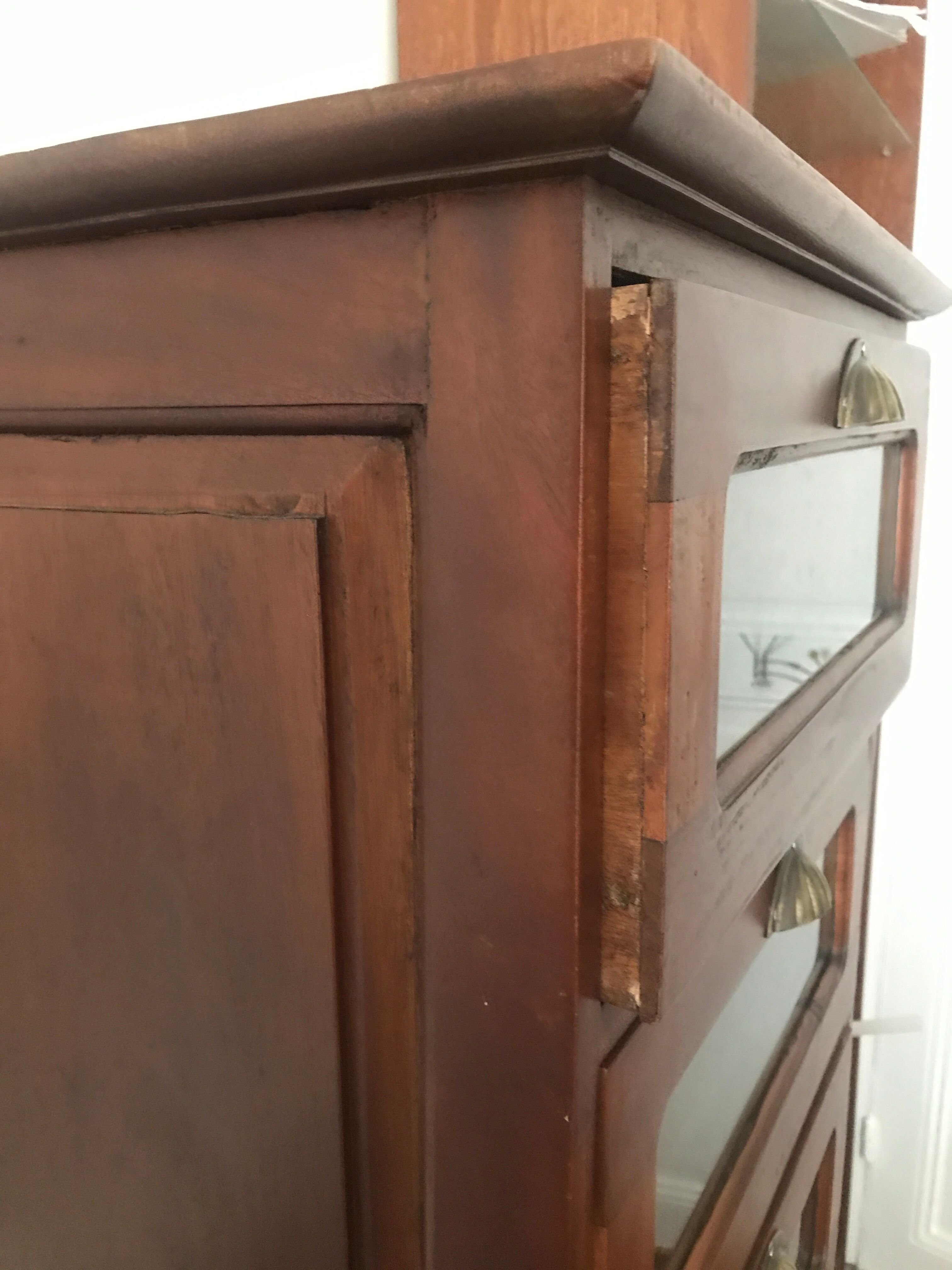 Semainier with glazed drawers