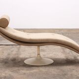 Vintage Lounge armchair reupholstered from the 1960s in the style of Knoll.
