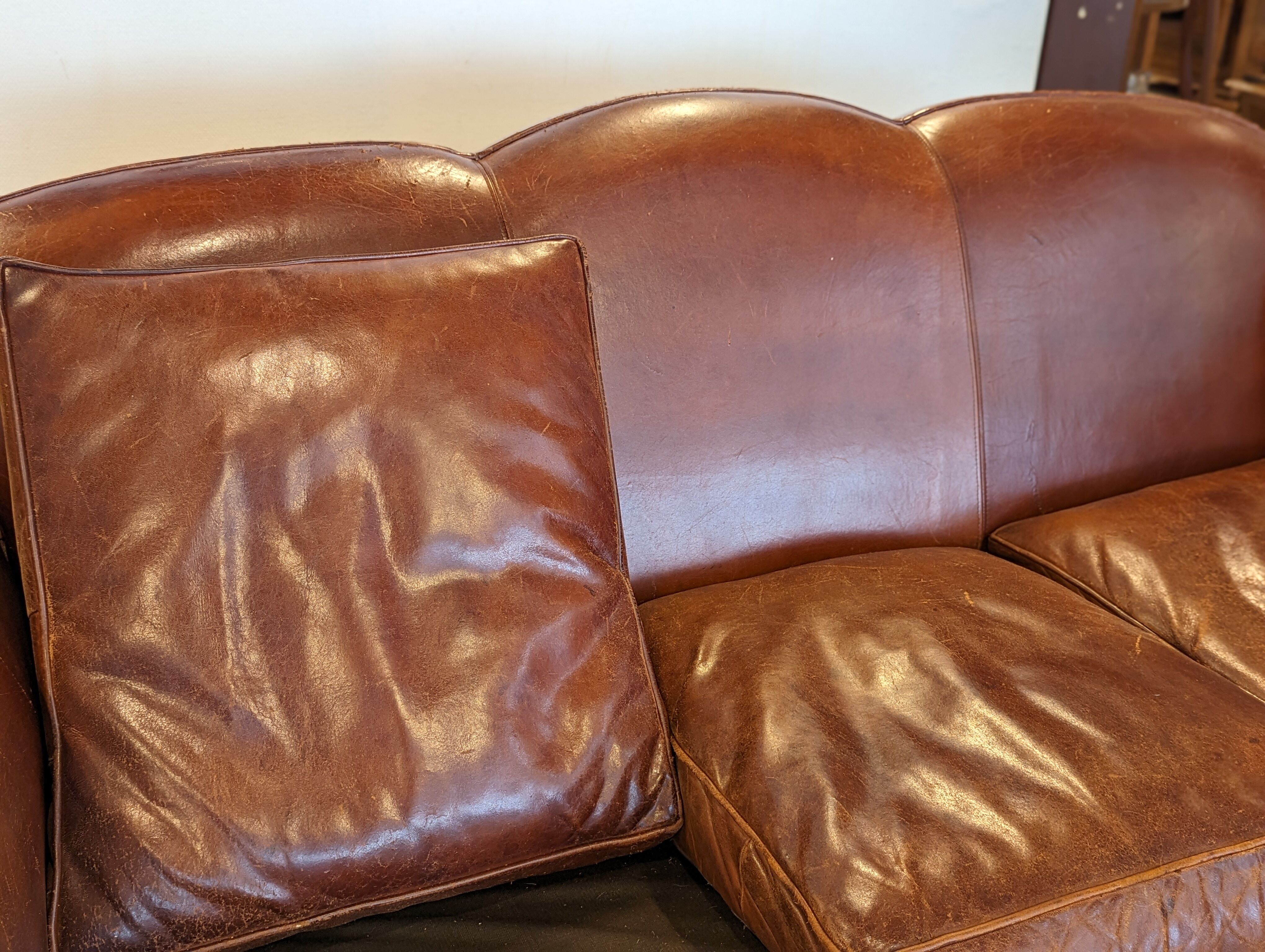 Leather club 3 places sofa 50s