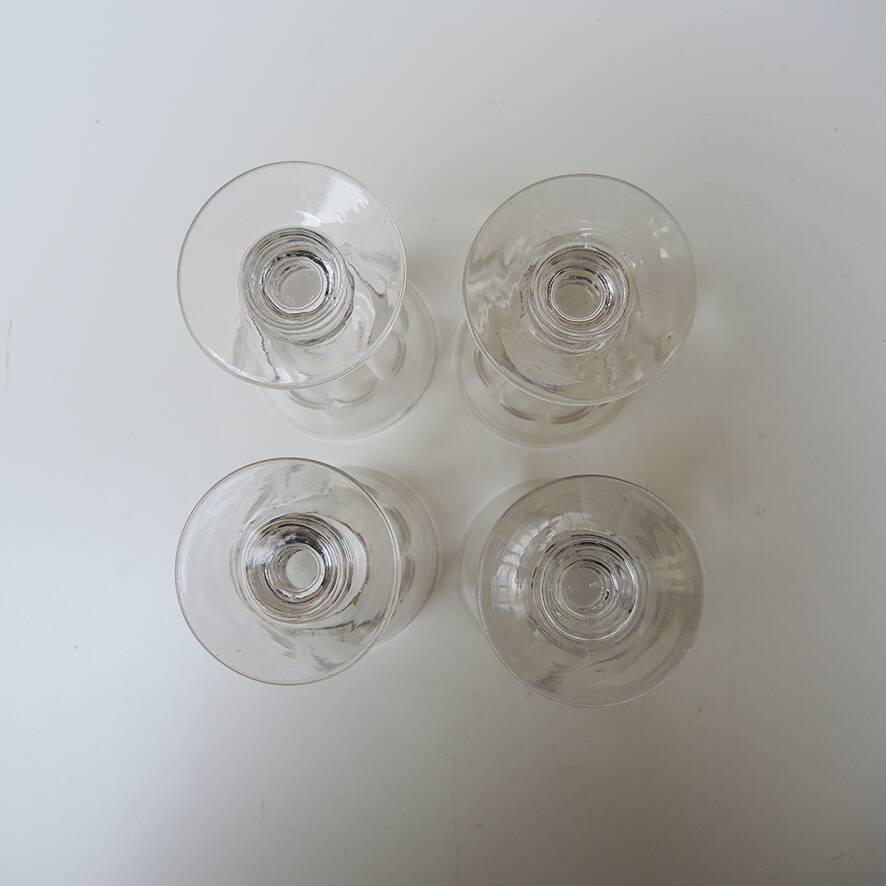 4 anciens verres à pied en cristal de style caton - h10 cm