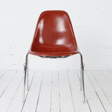 Side chair by Charles & Ray Eames for Herman Miller