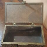 Box in bronze