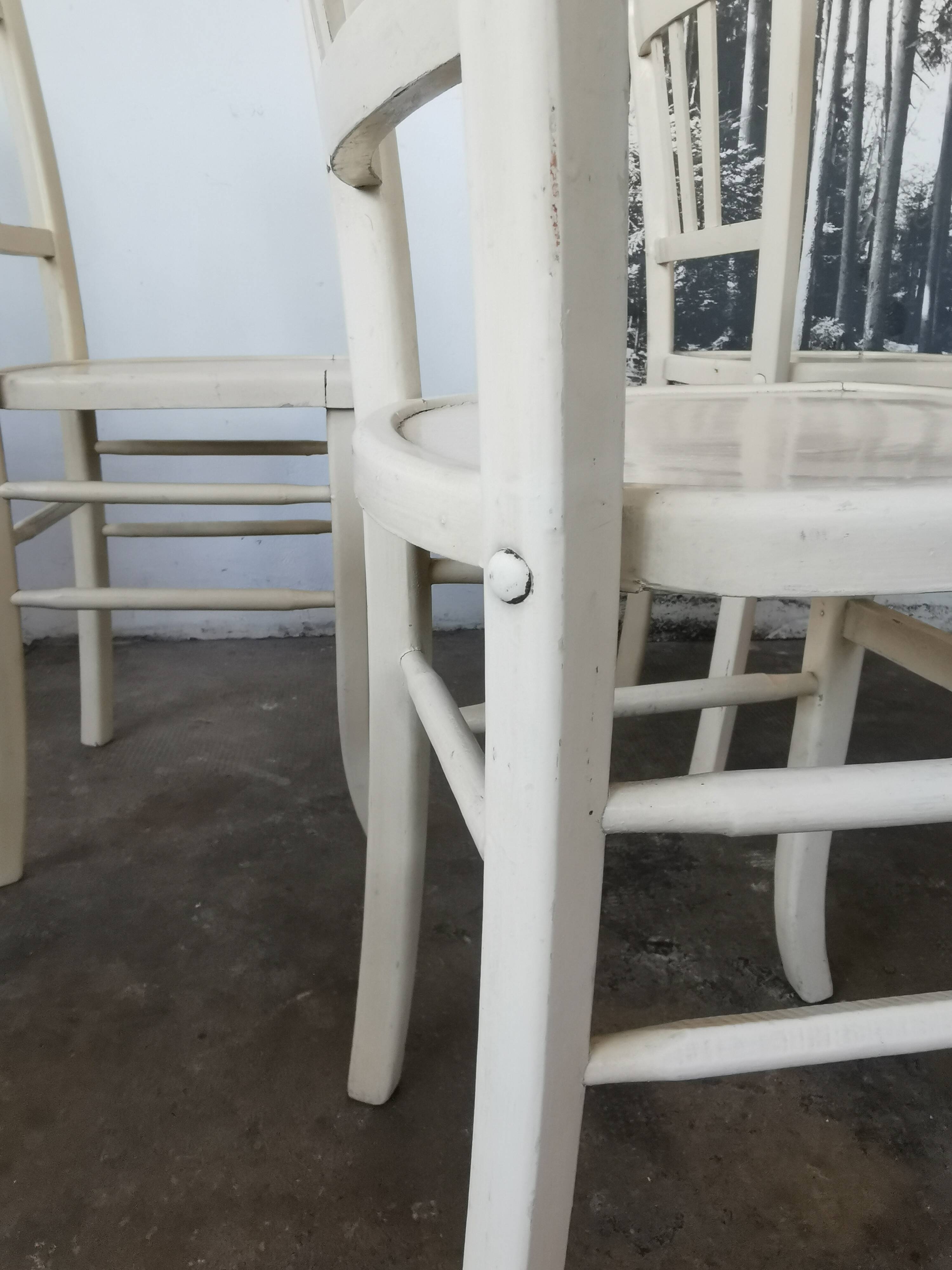 Set de 6 chaises bistrot vintages blanches