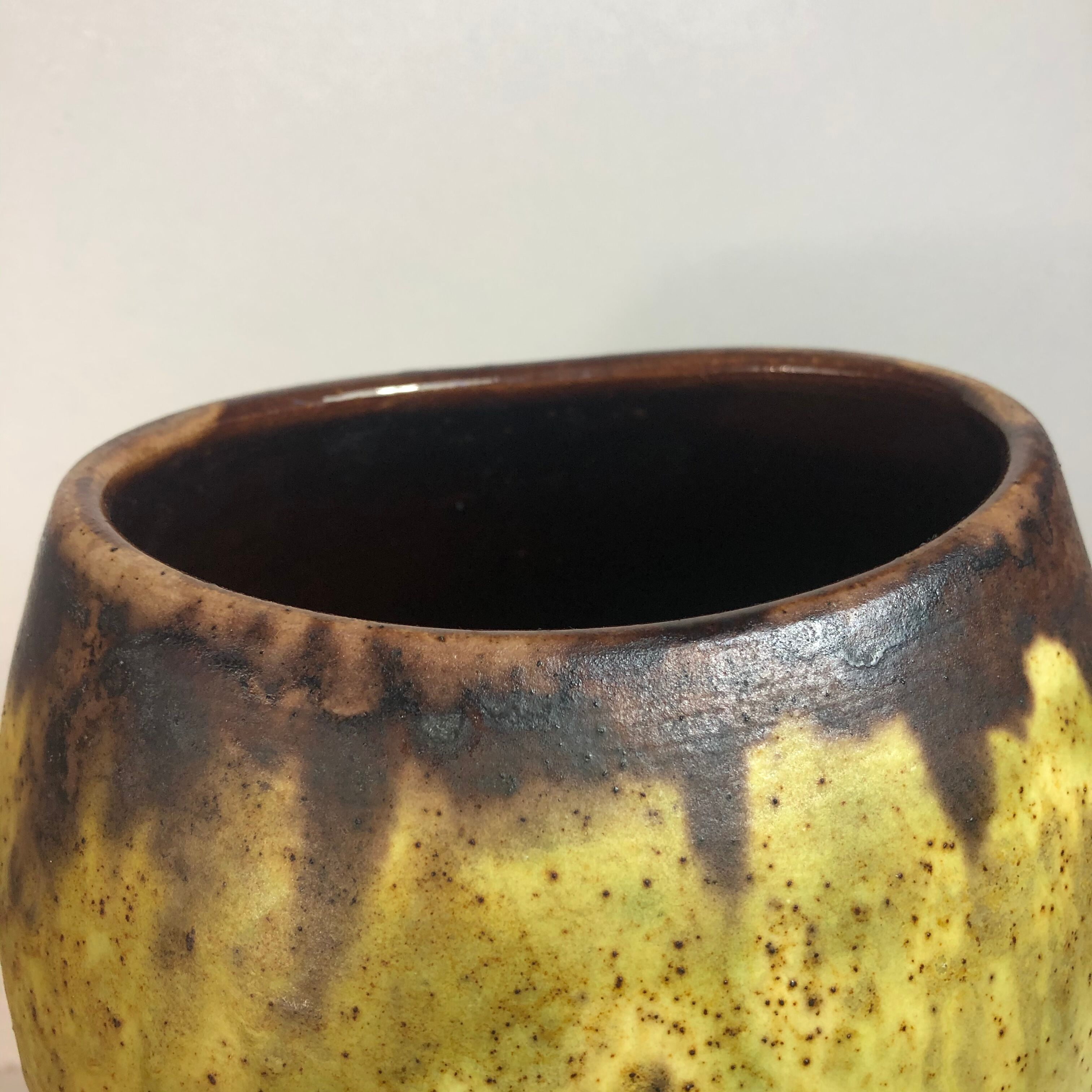 LE FOULON sandstone vase