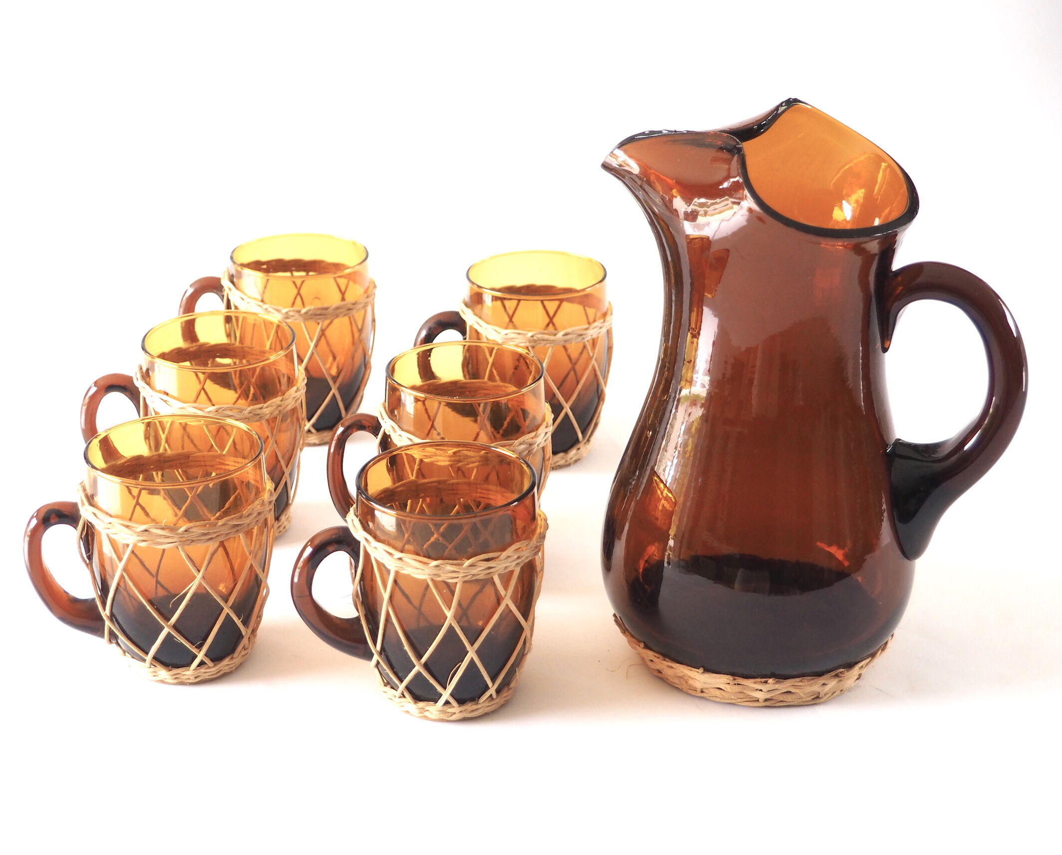 Amber glass and rattan service