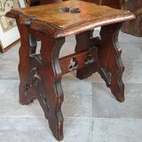 Paire anciens tabourets bois sculpté