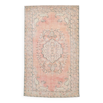 Tapis vintage oriental tons saumon et vert pastel, style faded 300x160