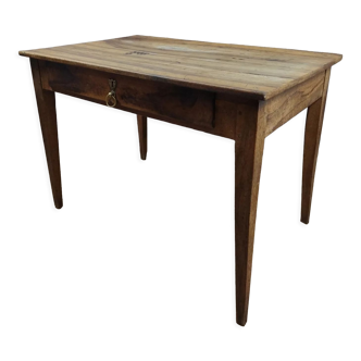 Farmhouse table