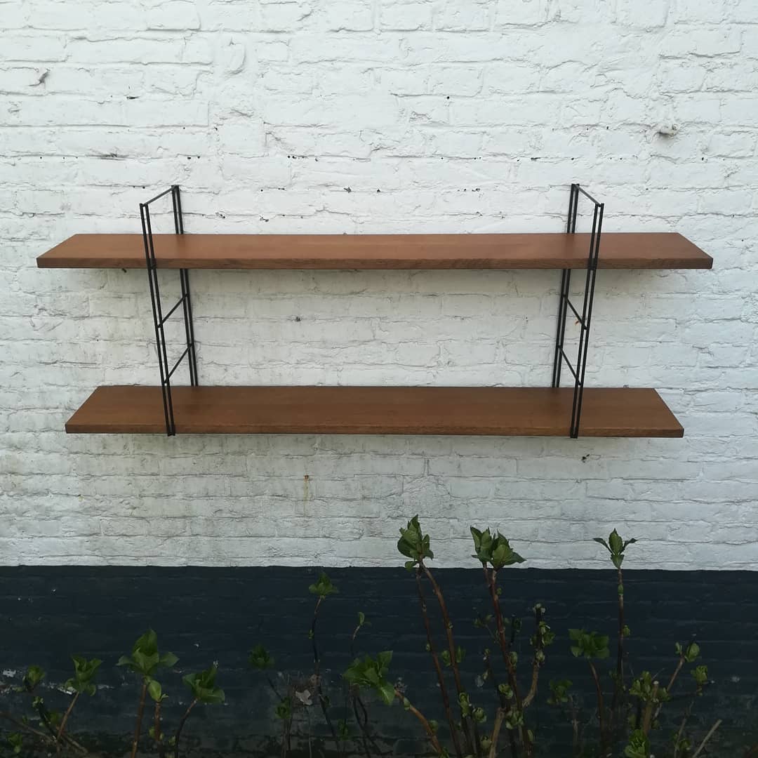 Wall shelf