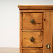 Cabinet Biedermeier en pin ancien avec 4 tiroirs