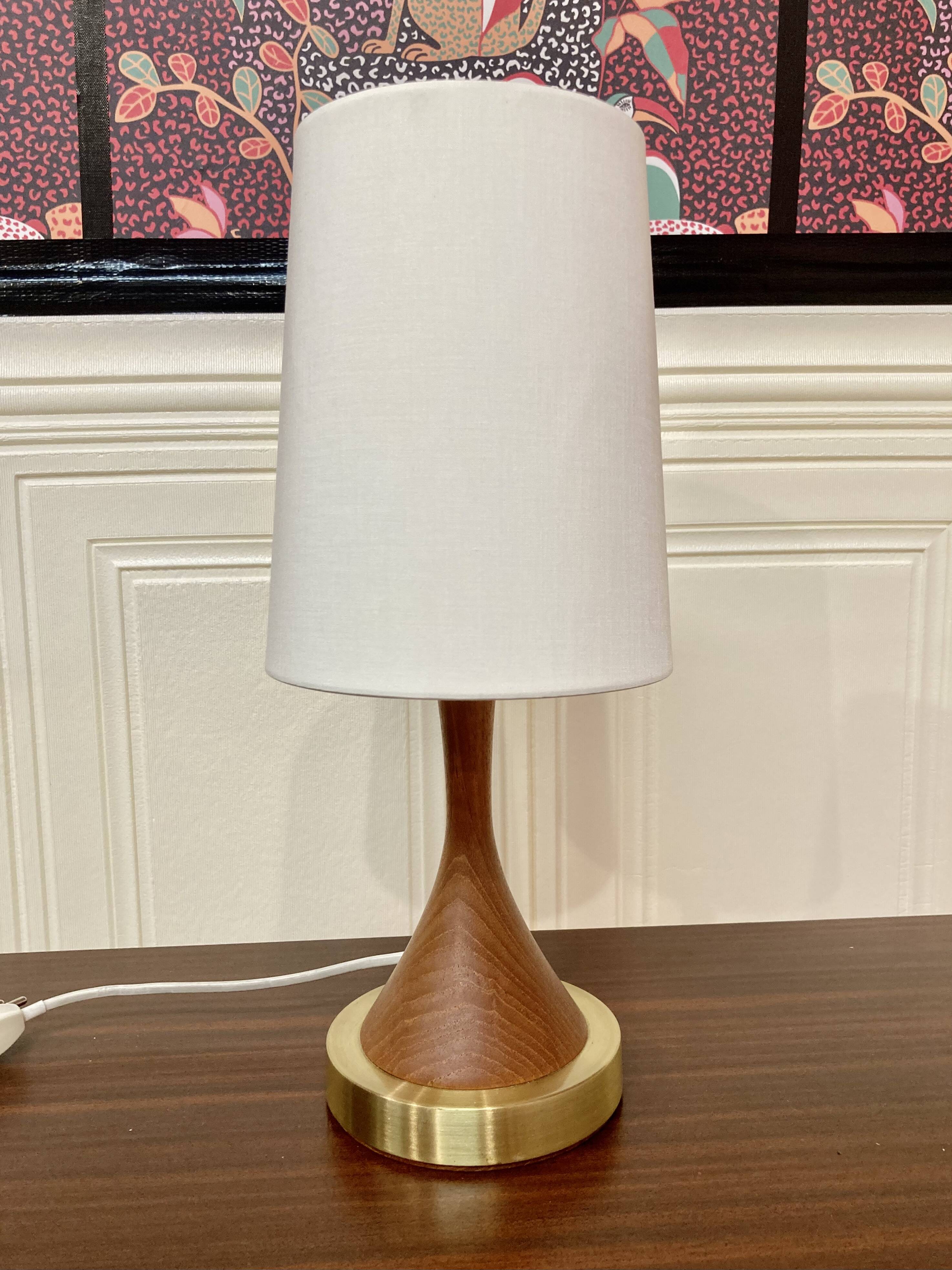 SCANDINAVIAN DESIGN LAMP 1950.