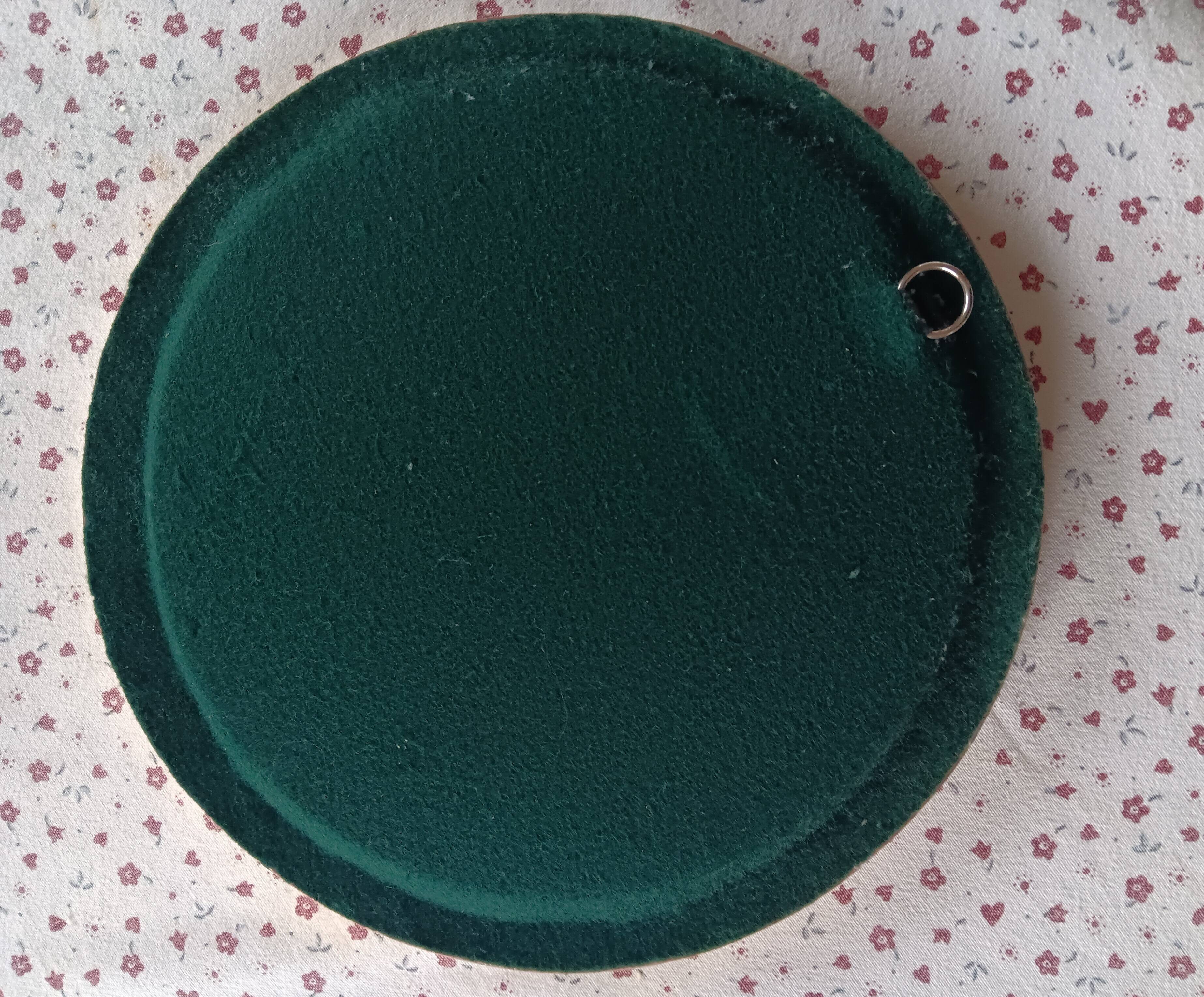 Ceramic mirror "gears" by Mithé Espelt