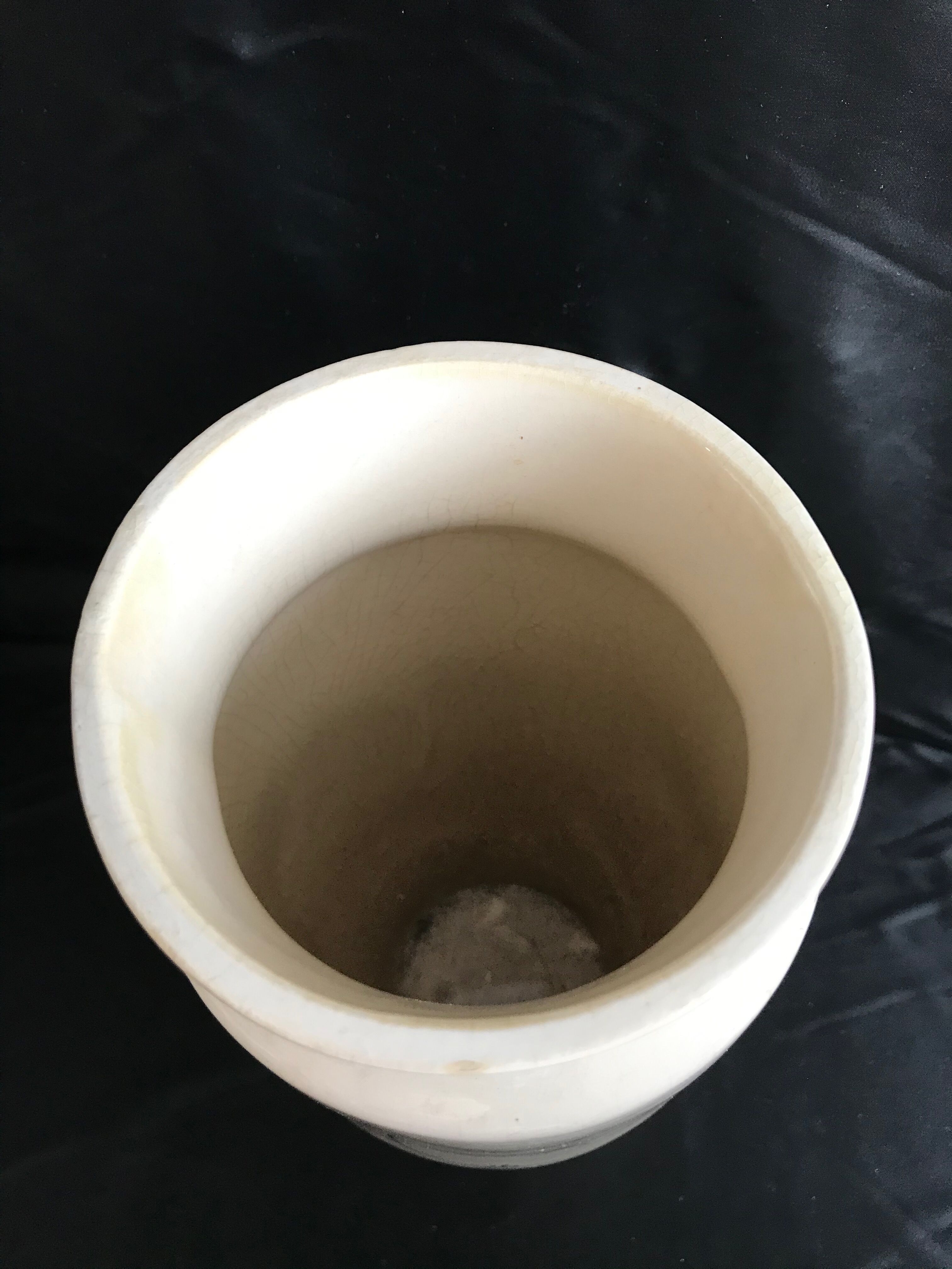 Vase signed by the artist E D - Cazalas