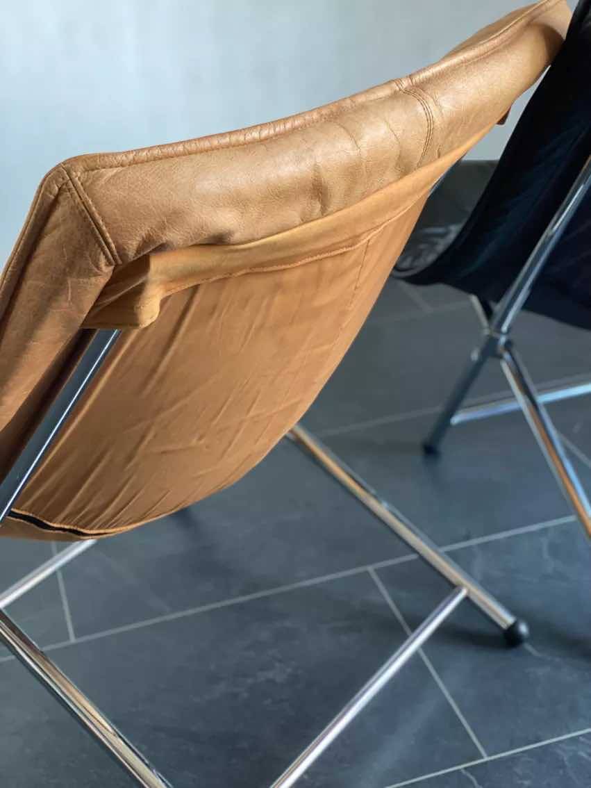 Pair of Molinari Easy Chairs by Teun van Zanten